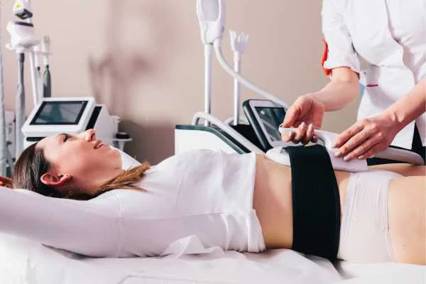 woman having body sculpting to help improve her body image and her mental health Rochdale